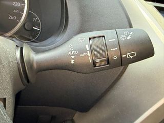 LEXUS NX 2.5 300h Corporate 2WD + Navibox