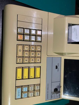 Máquina registradora electrónica