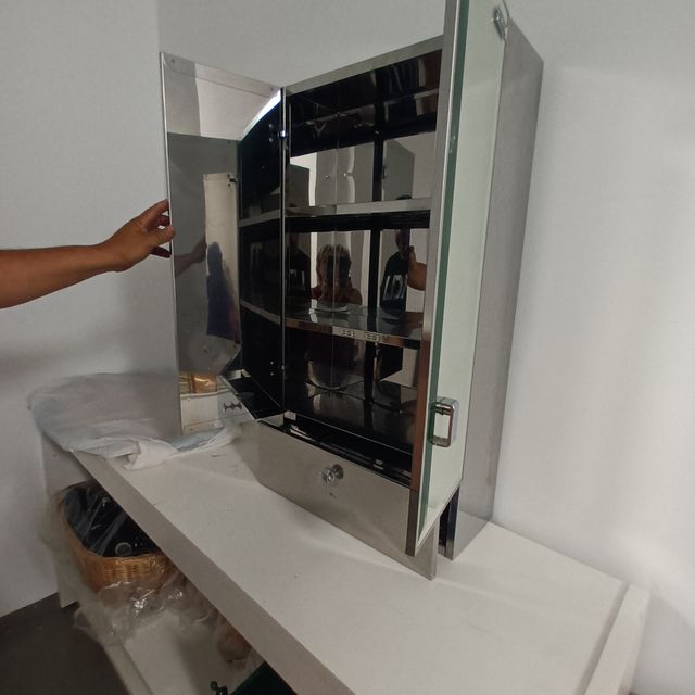 Armario de baño metal y cristal