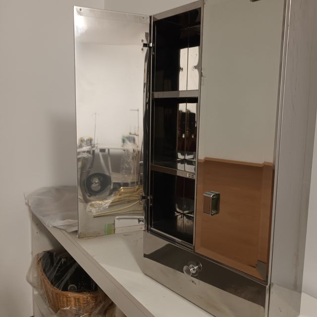 Armario de baño metal y cristal