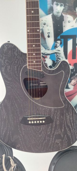 Guitarra Electroacústica Gris