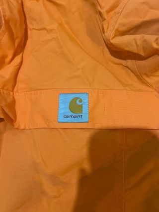 chubasquero canguro de carhartt naranja bolsillo
