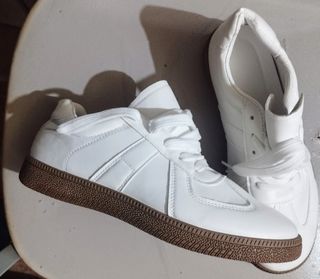 Zapatillas Blancas Talla 39 Nuevas