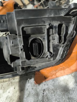 Faro derecho xenon/led vw touran