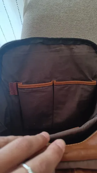 Mochila piel marron..