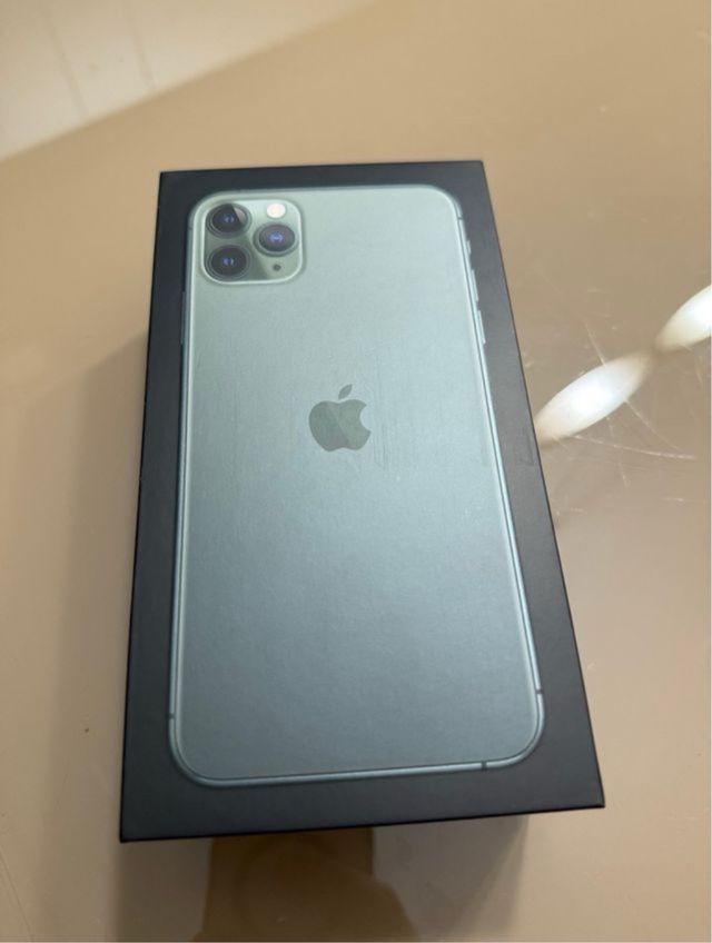 iPhone 11 Pro Max 64GB Verde mezzanotte