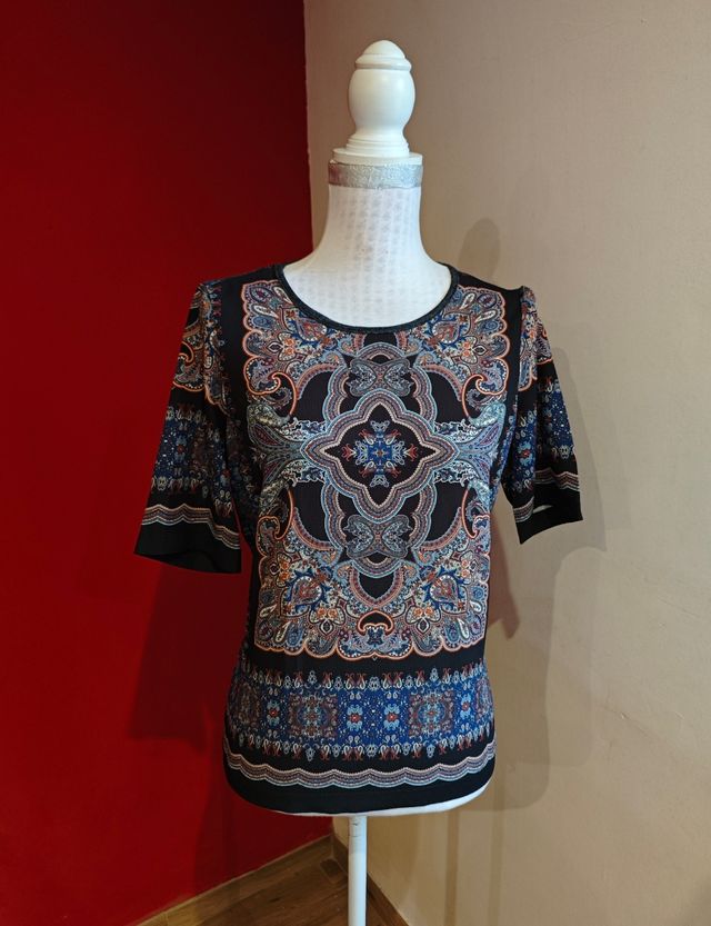 Camiseta delante tela estampado pañuelo