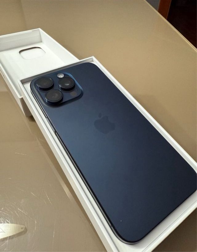 iPhone 15 Pro Max 256 GB