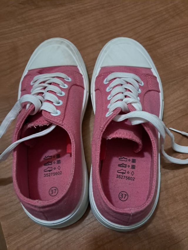 Zapatillas Barbie Rosas y Blancas
