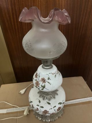 Lámpara sobremesa vintage porcelana floral y metal