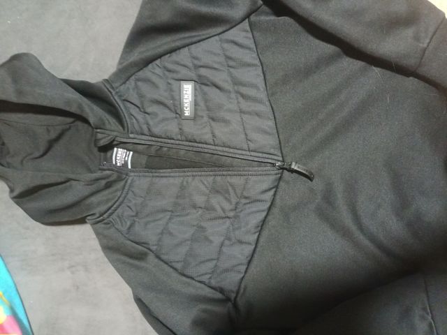 Sudadera McKenzie negra con cremallera,