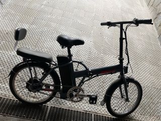 Bici Eléctrica Plegable Negra