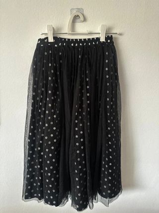 Falda tul negra topos blancos