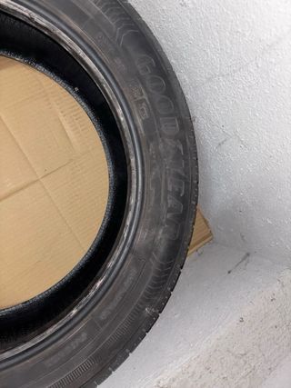 Neumático Goodyear 205/55R17 91V