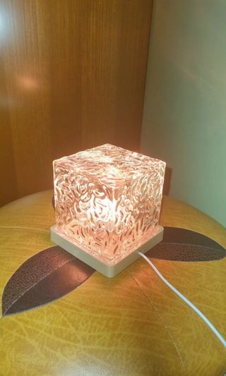 Lampada cubica design effetto ghiaccio