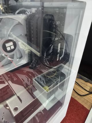 Torre Gaming Zalman Blanca