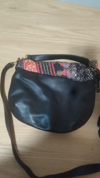 Bolso Desigual Multicolor con Flores y Mariposas