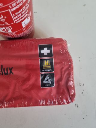 Kit Primo Soccorso BMW con Estintore
