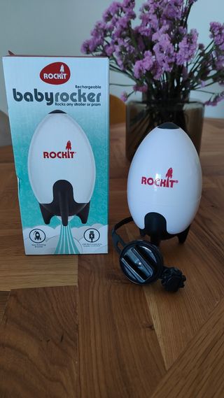 Mecedora Rockit para carrito de bebé.
