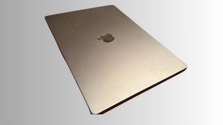 MacBook Pro 16 M1 Late 2021 16 GB RAM