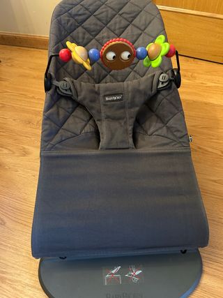 Hamaca Babybjorn con juguete