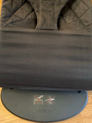 Hamaca Babybjorn con juguete