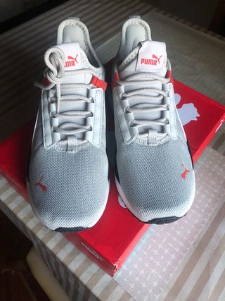 Zapatillas Puma Talla 37.5 Gris/Rojo