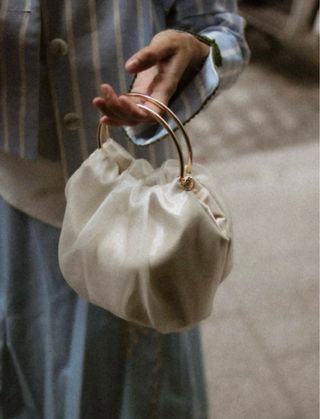 Bolso de fiesta organza y dorado