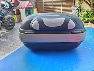 Baúl grande, para dos cascos