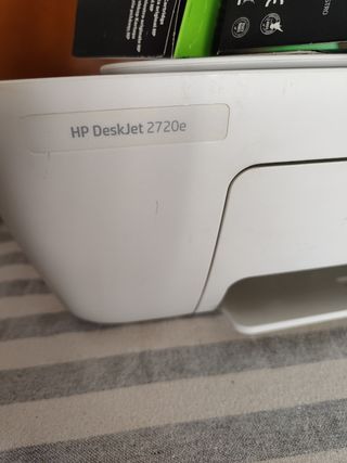 Impresora Hp (error E0) con 4 cartuchos 