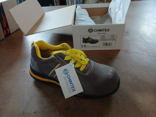 Zapatos de seguridad varias tallas
