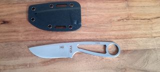 Cuchillo Izula con funda