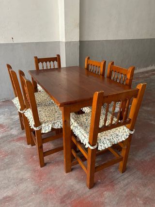 Conjunto mesa y 6 sillas madera