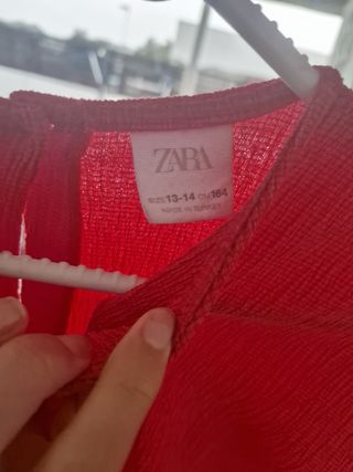 Mono rojo Zara