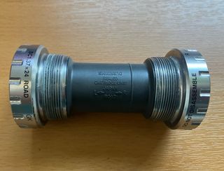 eje de pedalier SHIMANO Japan