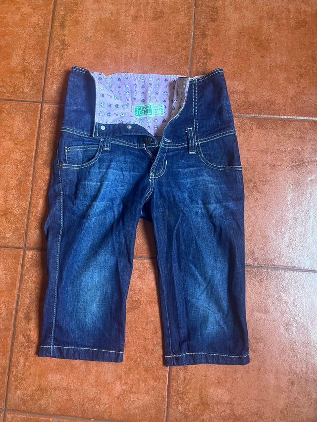 Pantalón vaquero corto azul