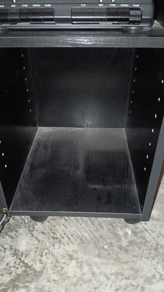 Equipo de música Samsung + mueble