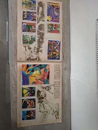 Album monstruos cromos