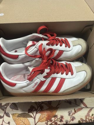 Adidas Samba Blancas y Rojas