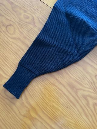 Jersey de punto negro de Zara 