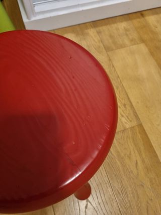 Taburete INGVAR KAMPRAD pino rojo