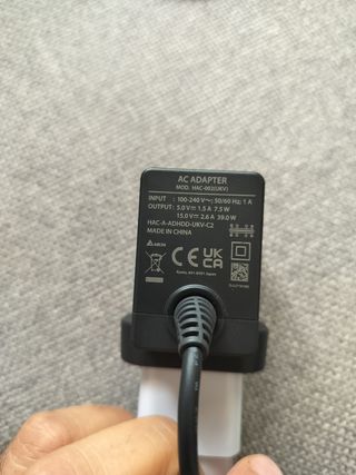caricatore Nintendo switch UK nuovo