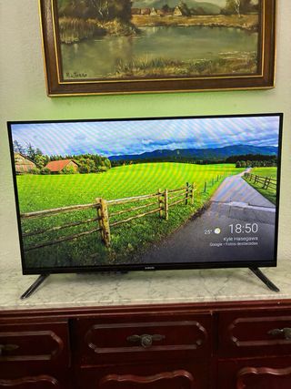 Televisor Smart TV Negro Menos de 1 Año .