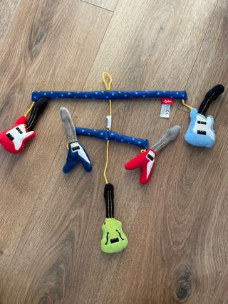 Móvil guitarras para bebé