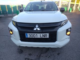 MITSUBISHI PICK UP L200 DC 220 DID MPro Auto 4x4