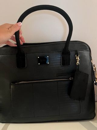 Maletín efecto cocodrilo negro