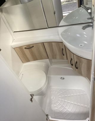 Caravana Hobby 490 KMF