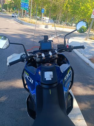 Husqvarna Norden 901 Aventura