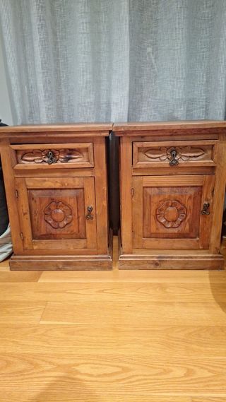 Mesitas de noche rústicas de madera