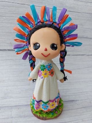 Muñeca artesanal mexicana Lele